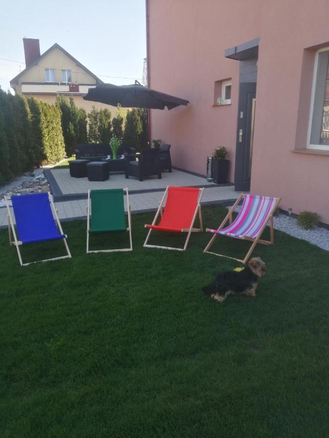 Pokoje Goscinne U Bosmana Dzwirzyno Luaran gambar